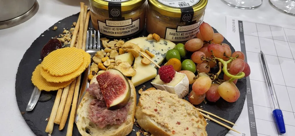 20241012_180040.jpg 20241012_180040.jpg